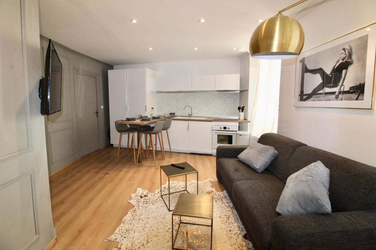 Lovely Apartment Heart Of Golden Square Fiber Wifi Nice Exteriér fotografie